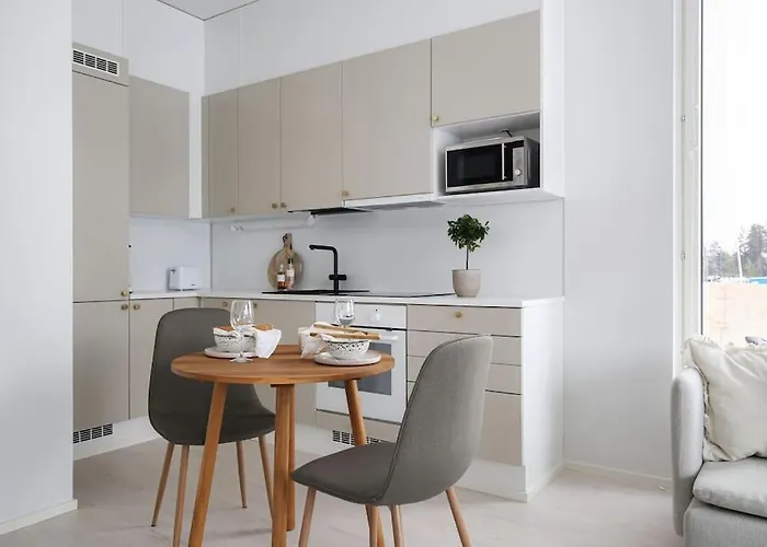 Ladycrane Apartment, Sauna And Parking *